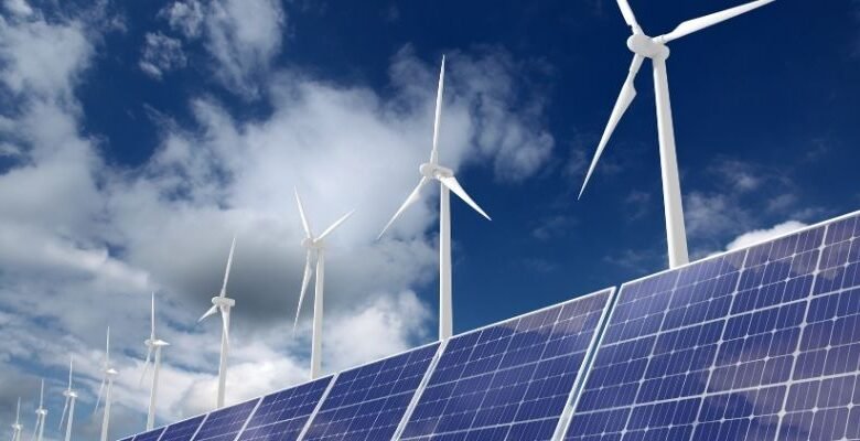 Hibrit İstasyonların Ortaya Çıkışı: Güneş, Rüzgar ve Depolama Sistemlerinin Birleşimi